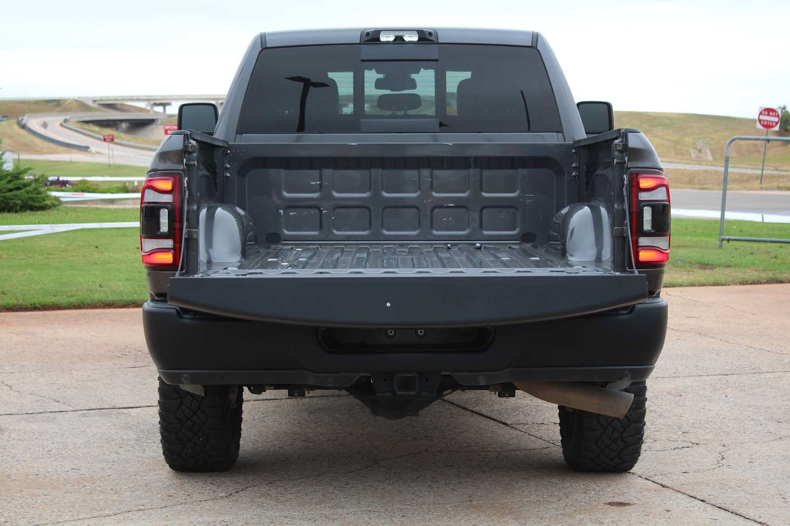 Used 2024 RAM 2500 Rebel w/ Level 2 Equipment Group AWD/4WD image 14