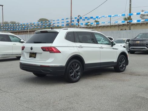 Used 2023 Volkswagen Tiguan SE image 4