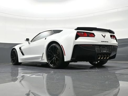 Used 2019 Chevrolet Corvette Grand Sport w/ Carbon Flash Badge Package image 26