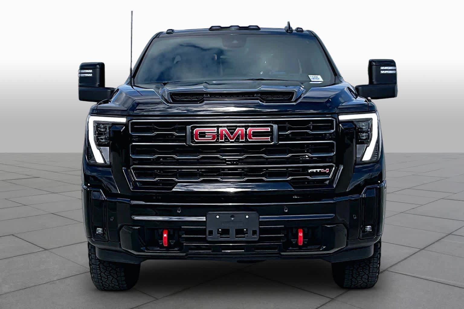 Used 2026 GMC Sierra 2500 AT4 w/ AT4 Premium Plus Package AWD/4WD image 4