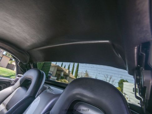 Used 2005 Chevrolet SSR image 48