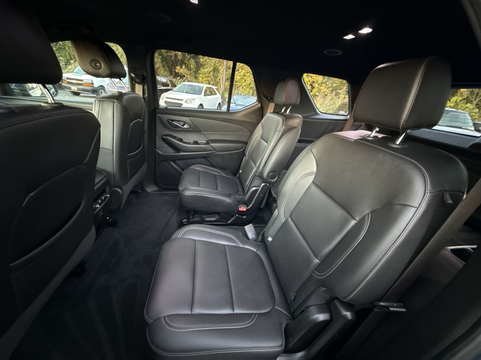 Used 2023 Chevrolet Traverse LT AWD/4WD image 25