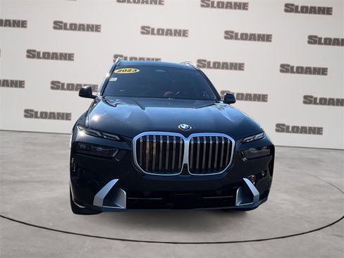 Used 2023 BMW X7 xDrive40i w/ Premium Package image 8