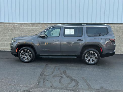 Used 2022 Jeep Wagoneer Series III w/ Convenience Group I AWD/4WD image 37