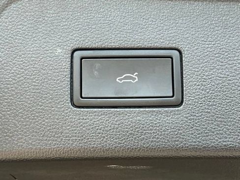 Certified 2026 Volkswagen Atlas SE AWD/4WD image 20