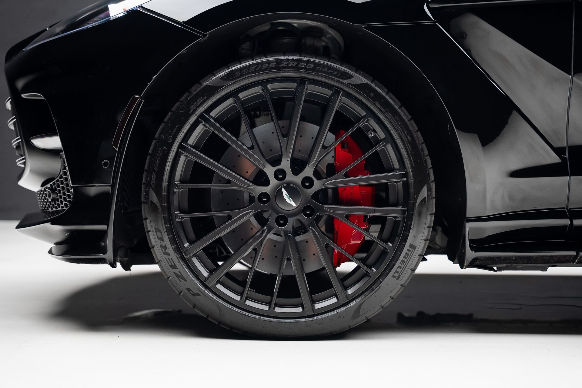 Used 2023 Aston Martin DBX 707 AWD/4WD image 18