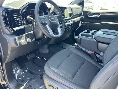 New 2026 GMC Sierra 1500 Elevation w/ LPO, Elevation Black Package RWD image 9