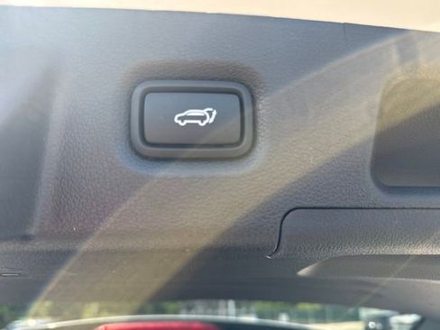 Certified 2023 Hyundai Santa Fe Limited FWD image 23