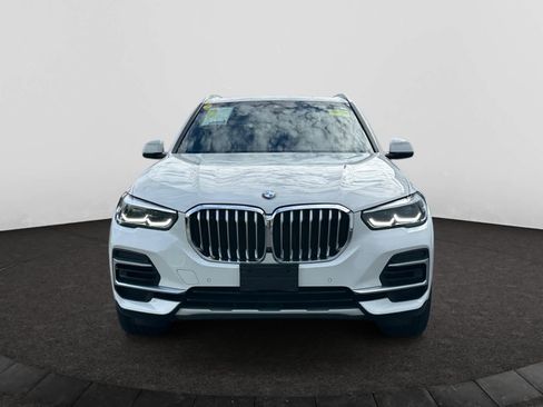 Used 2023 BMW X5 xDrive40i w/ Premium Package image 2