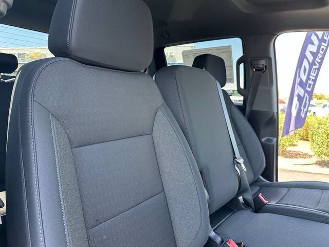 New 2026 Chevrolet Silverado 1500 RST w/ Z71 Off-Road Package AWD/4WD image 33