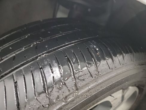Used 2018 Honda Accord EX image 31