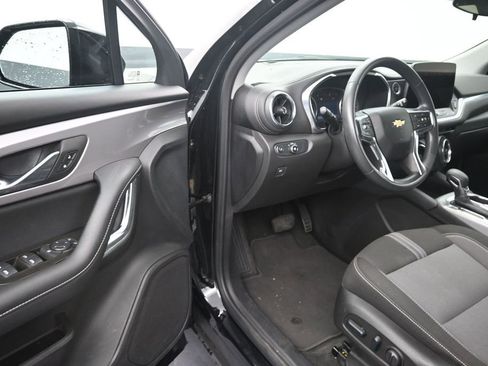 Used 2024 Chevrolet Blazer LT FWD image 10