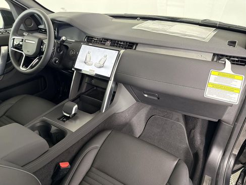New 2026 Land Rover Discovery Sport Landmark AWD/4WD image 35