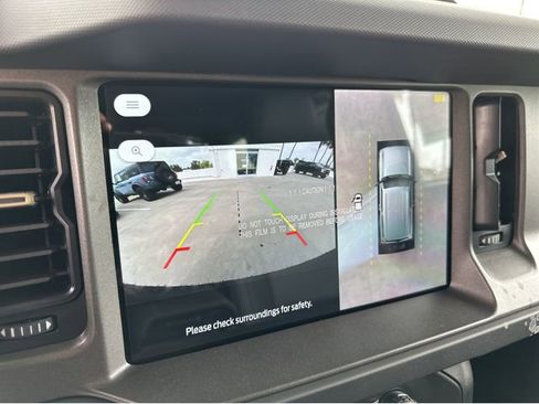 New 2026 Ford Bronco Badlands AWD/4WD image 9