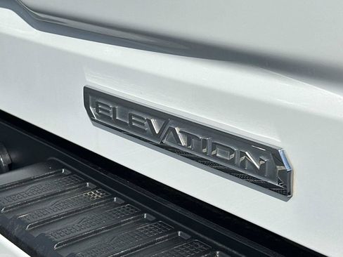 Used 2021 GMC Sierra 1500 Elevation w/ Preferred Package AWD/4WD image 10