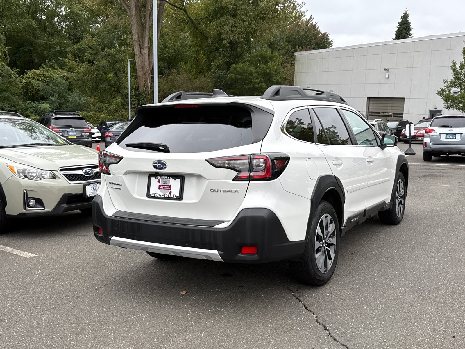 Certified 2024 Subaru Outback Limited AWD/4WD image 6