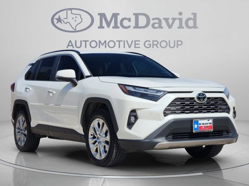 Used 2022 Toyota RAV4 Limited FWD image 7
