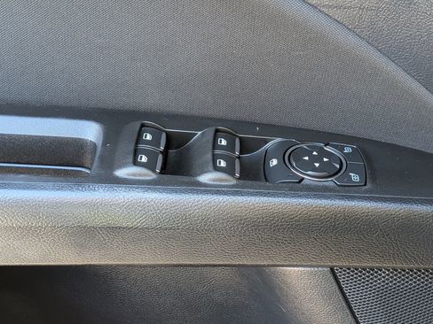 Used 2020 Ford Fusion SE image 21