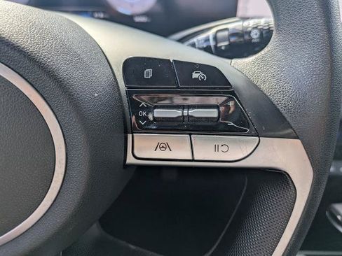 Used 2024 Hyundai Elantra SEL FWD image 24