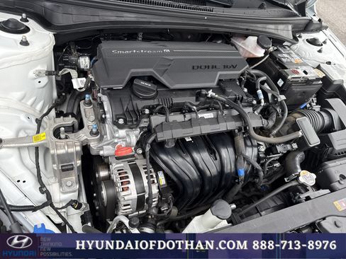Certified 2023 Hyundai Elantra SEL FWD image 18