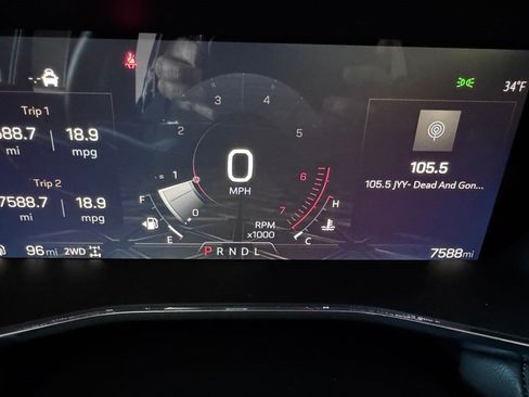 Certified 2025 GMC Canyon Elevation image 17