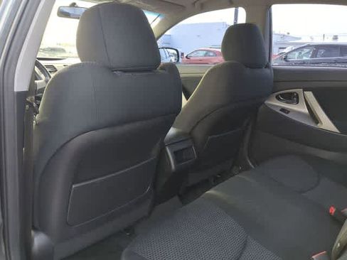 Used 2011 Toyota Camry SE w/ SE Extra-Value Pkg #1 image 19