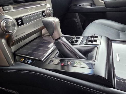 Used 2021 Lexus GX 460 Luxury w/ Accessory Package AWD/4WD image 27
