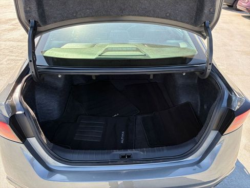 Used 2025 Nissan Altima 2.5 SV image 31