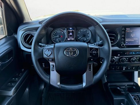 Used 2021 Toyota Tacoma TRD Sport w/ TRD Premium Sport Package AWD/4WD image 16