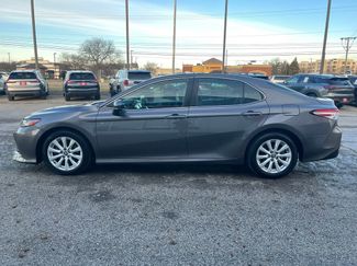 Used 2018 Toyota Camry LE video 2