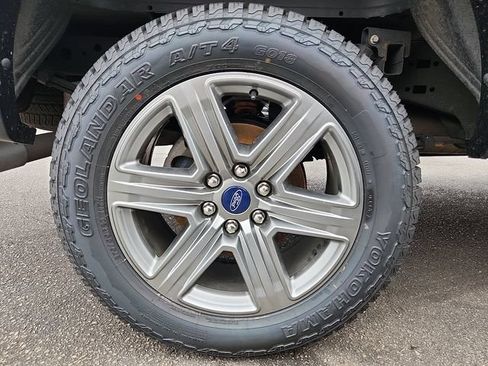 Certified 2019 Ford F150 XLT w/ Equipment Group 302A Luxury AWD/4WD image 8