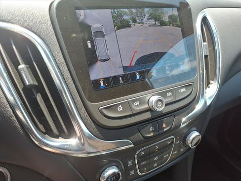 Used 2024 Chevrolet Equinox LT FWD image 37