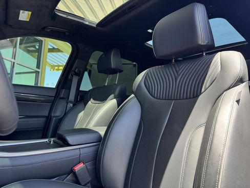 Used 2024 Hyundai Palisade Calligraphy image 28