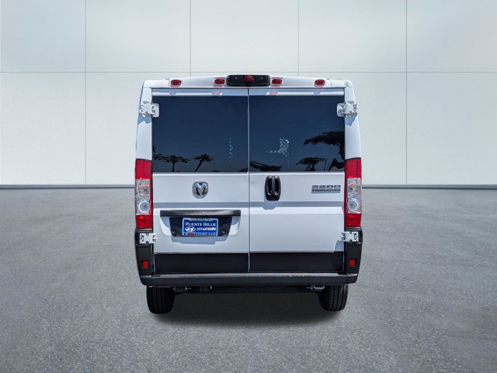 Used 2025 RAM ProMaster 2500 w/ U-Haul Equipment Group FWD image 5
