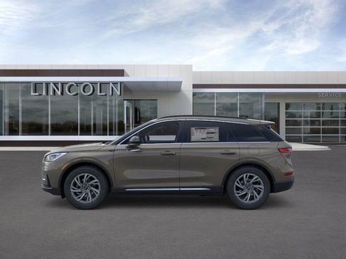 New 2026 Lincoln Corsair Premiere image 3