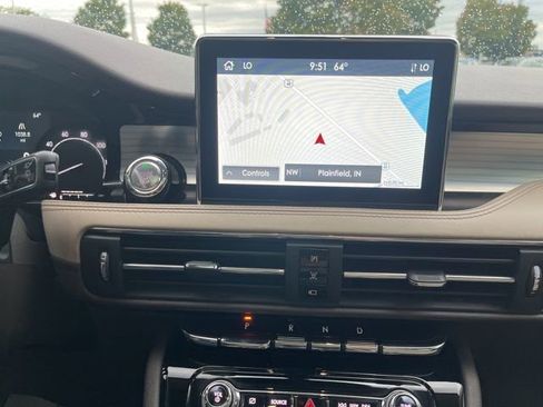 Used 2021 Lincoln Corsair Standard w/ Premium Package image 26