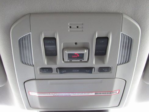 Certified 2022 Toyota Highlander XLE image 29