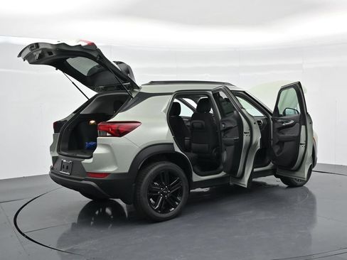 New 2026 Chevrolet TrailBlazer LT w/ Midnight Edition FWD image 37