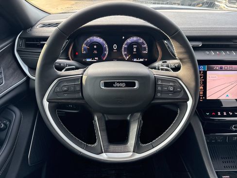 New 2026 Jeep Grand Cherokee L Limited AWD/4WD image 31
