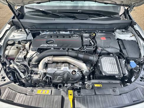 Used 2026 Mercedes-Benz GLB 35 AMG 4MATIC image 13