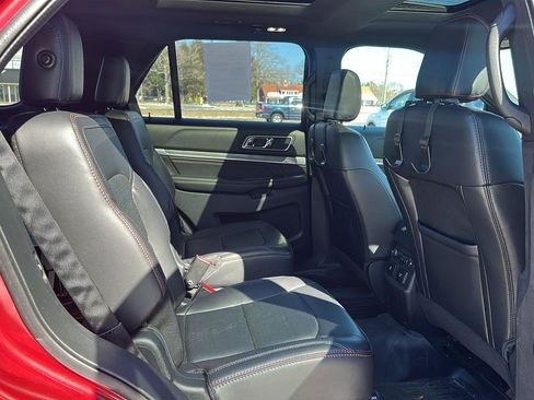 Used 2019 Ford Explorer Sport w/ Equipment Group 401A image 24