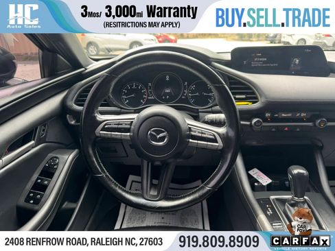 Used 2021 MAZDA MAZDA3 s image 25