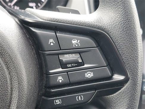 Used 2024 Subaru Crosstrek 2.0i Premium image 23