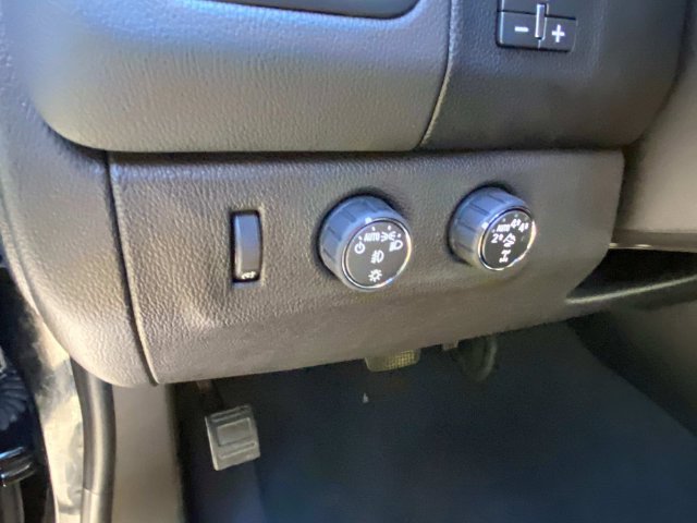 Used 2022 Chevrolet Colorado ZR2 w/ Colorado ZR2 Bison Edition AWD/4WD image 16
