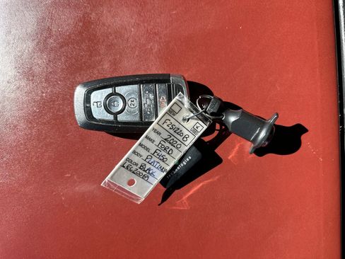 Used 2020 Ford F450 Platinum w/ FX4 Off-Road Package image 24