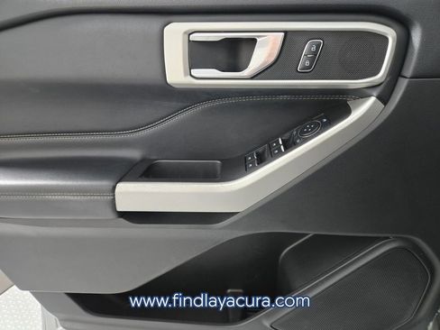 Used 2022 Ford Explorer XLT RWD image 21
