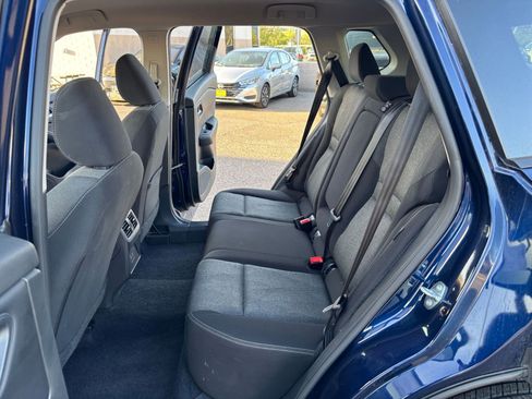 Used 2025 Nissan Rogue SV FWD image 28