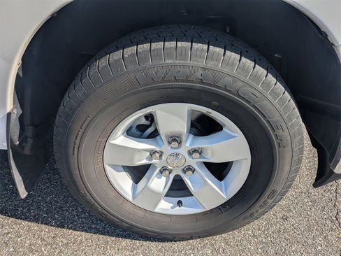 Used 2022 RAM 1500 Tradesman w/ Chrome Plus Package image 11