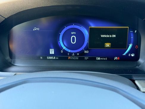 Used 2020 Ford Explorer Platinum w/ Premium Technology Package image 27