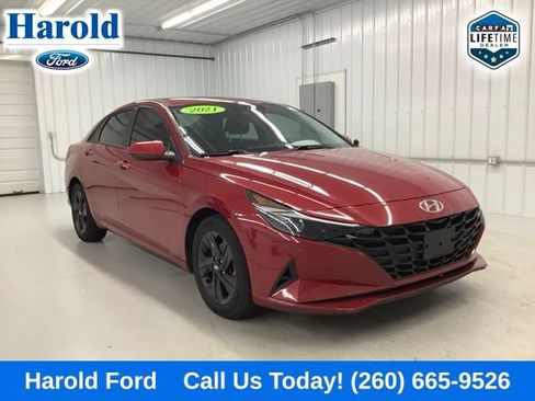 Used 2021 Hyundai Elantra SEL FWD image 1